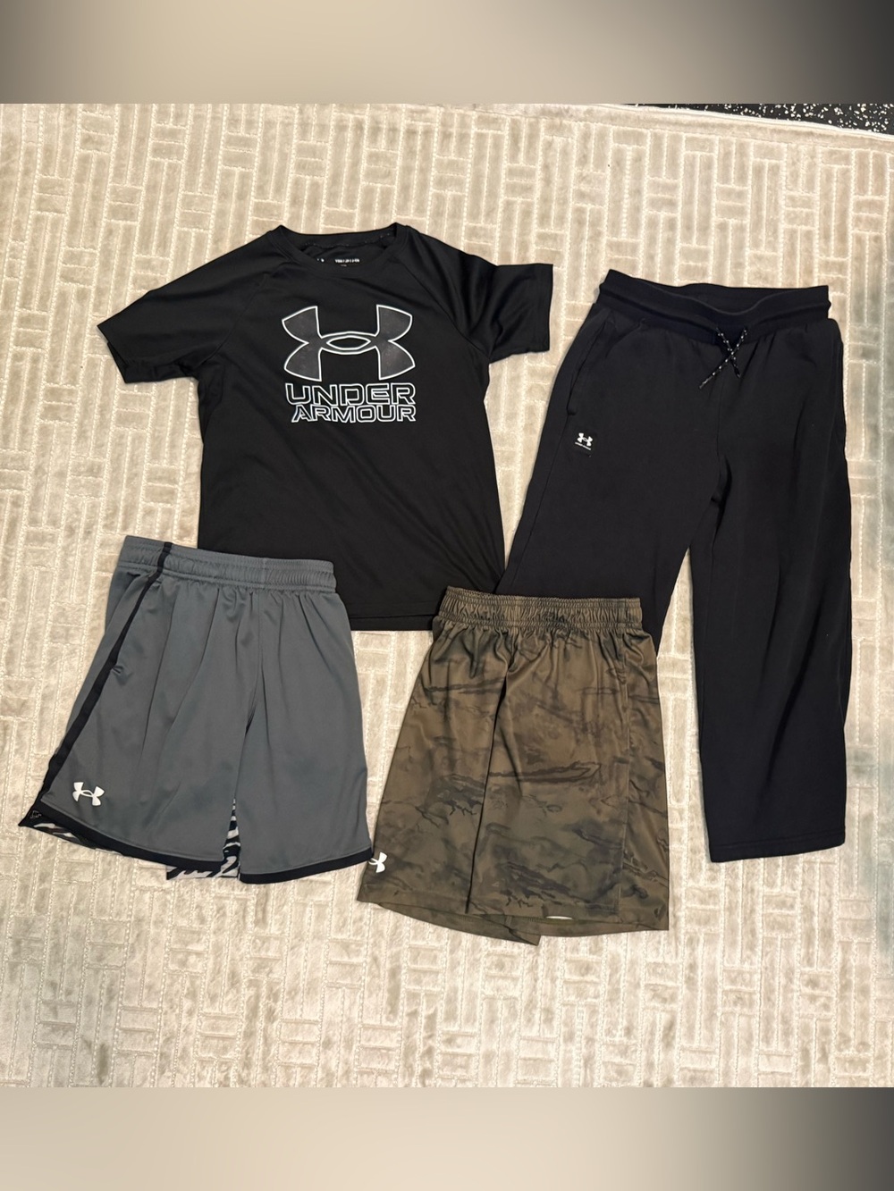 Under Armour Black Logo Tee with Black Joggers & Camouflage Shorts